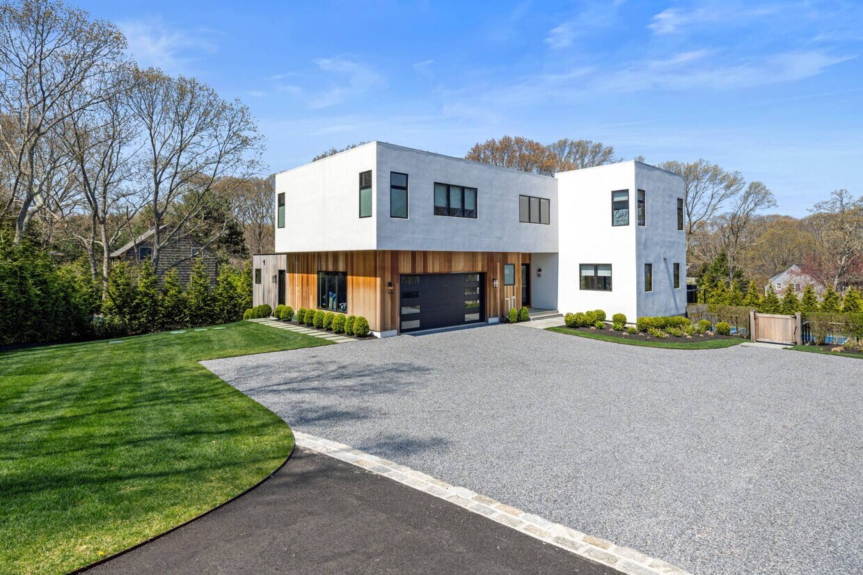 Foto principal - 130 Highview Dr