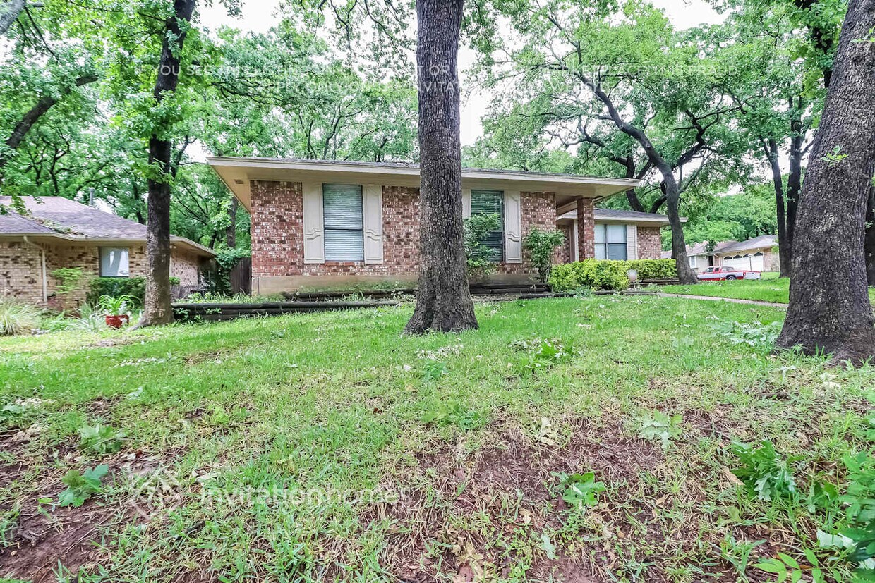 Primary Photo - 3803 Double Oak Ln