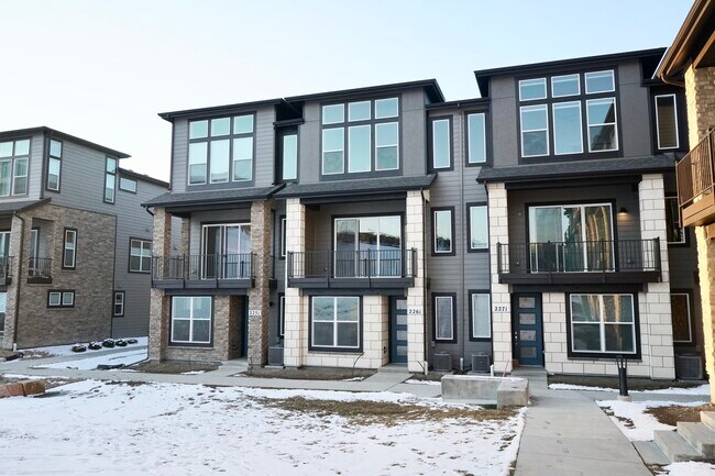 Building Photo - 2261 Buttercup Ln