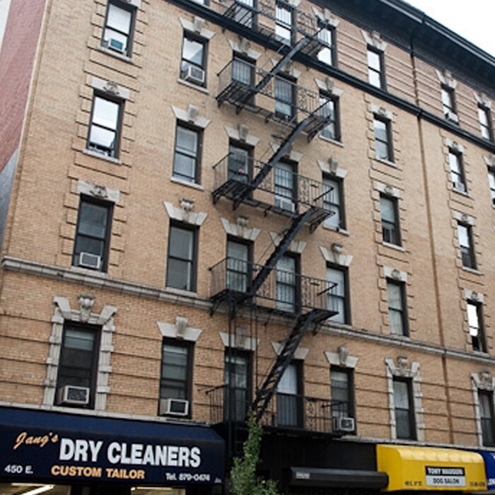 Foto principal - 450 East 81st Street