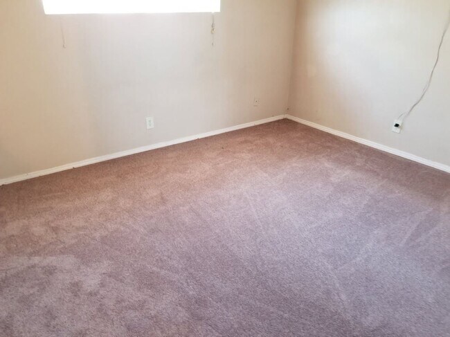 Foto del edificio - 15537 Sunny Vista Rd
