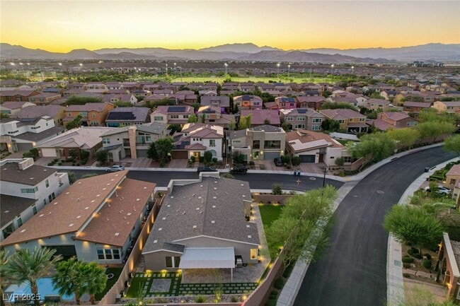 Foto del edificio - 2560 Bridle Oaks Ct