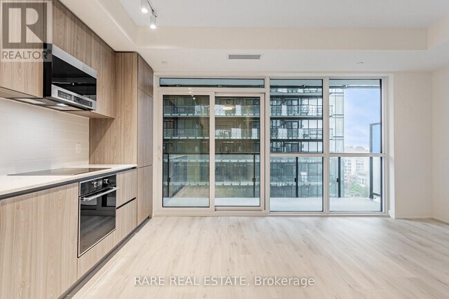 Photo du bâtiment - 110 Broadway Ave
