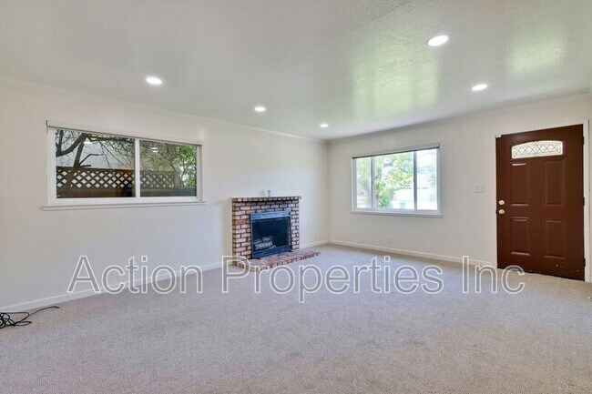 Foto del edificio - 1128 Kentwood Ave
