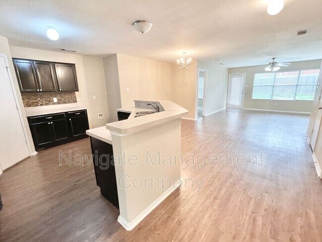 Foto del edificio - 1312 Saddle Blanket Ct