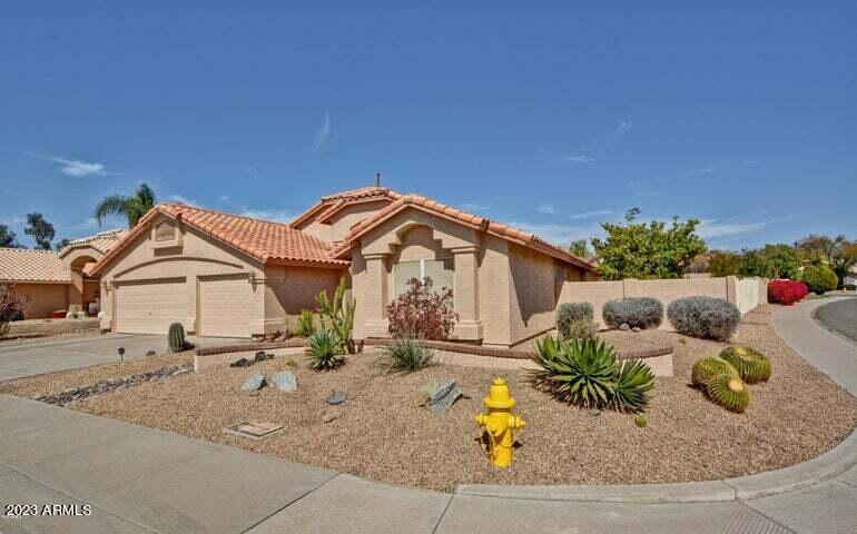 Primary Photo - 7910 W Adobe Dr