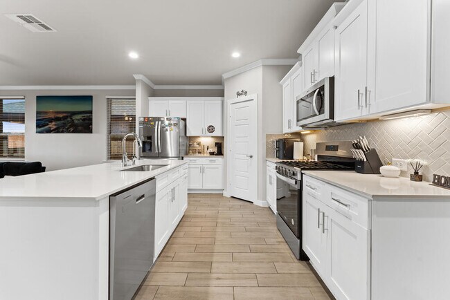 Foto del edificio - 2129 Trailhead Dr