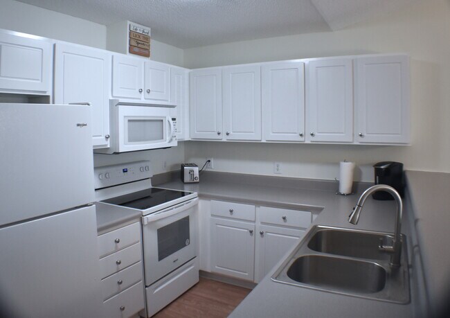 Building Photo - 315 Jeremy Ln