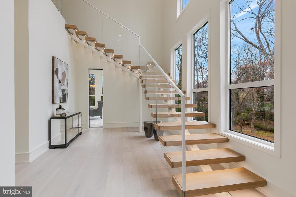 Foto principal - 8757 Brook Rd