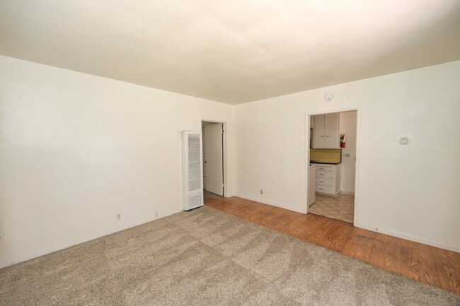 Foto del edificio - 4225 V St