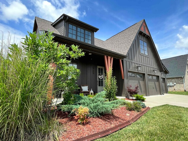 Photo - 7033 Balcolm Ct (College Grove, TN) House