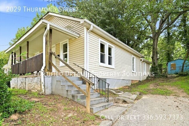 Building Photo - 2029 Thurmond St