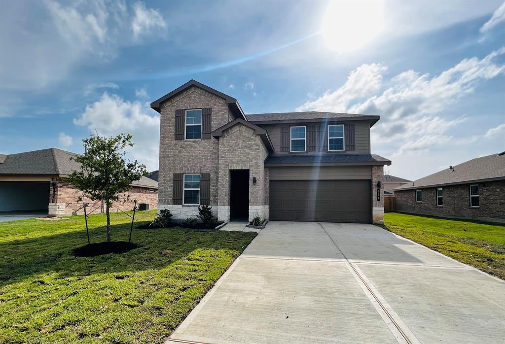 618 Thunder Cloud Dr, Mont Belvieu, TX 77523 House Rental in Mont