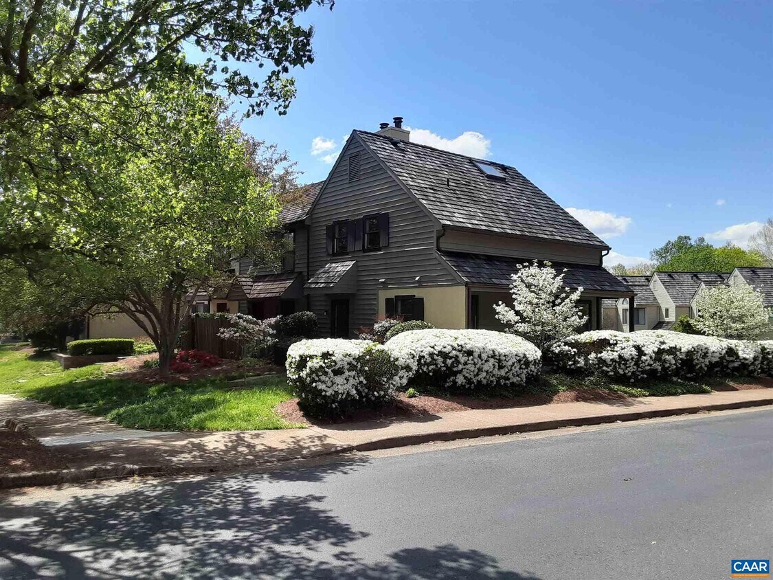 Foto principal - 700 Merion Greene