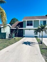 Building Photo - 1792 SE Balmoral Ct