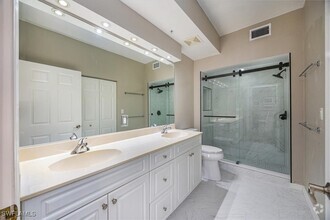Building Photo - 401 Bayfront Pl