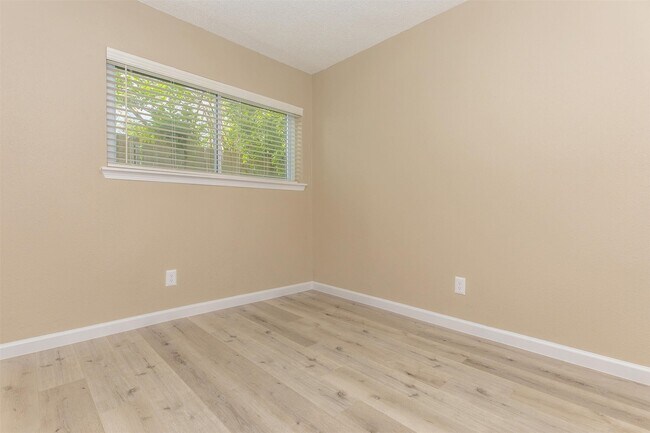 Foto del edificio - 9707 Timberside Dr