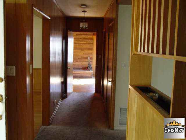 Primary Photo - 636 Fermoore St
