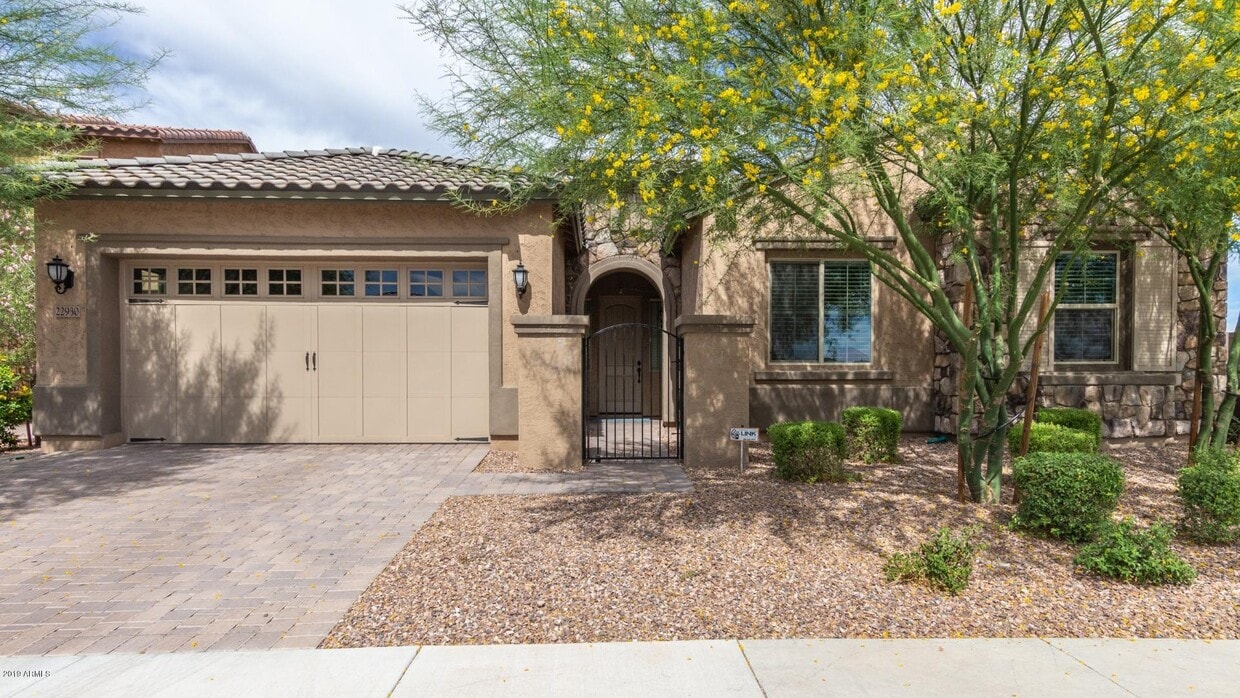 Primary Photo - 22930 N 45th Pl