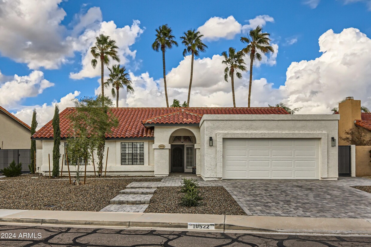 Primary Photo - 10522 E Bella Vista Dr