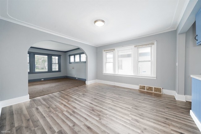 Building Photo - 3 br, 1 bath House - 1168 E Apple Ave