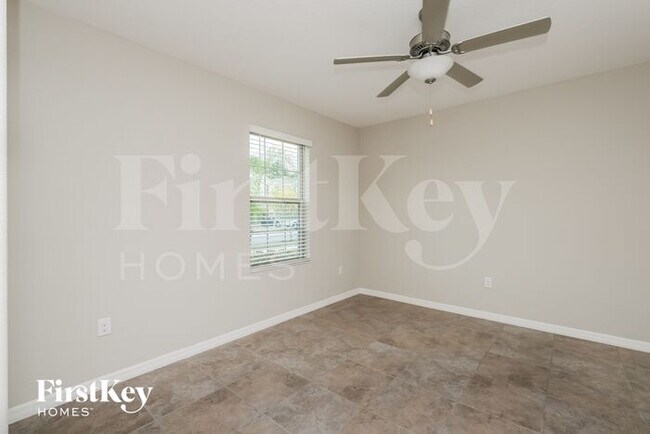 Foto del edificio - 10501 Fairy Moss Ln