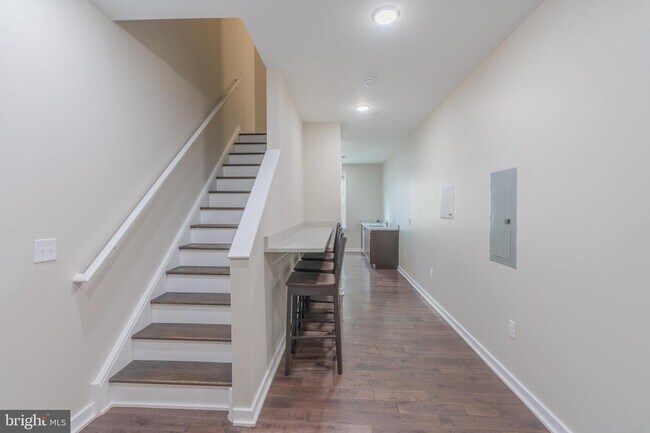 Building Photo - 1409 N 15th St