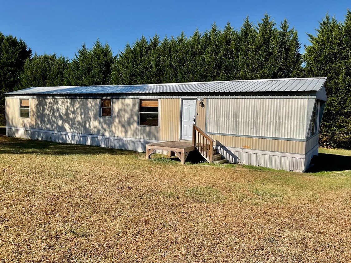 Primary Photo - Mobile Home For Rent