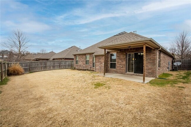 Building Photo - 4312 W Murfield Dr