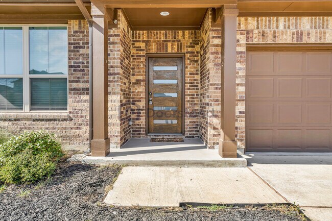 Building Photo - 146 Dogvane Cir