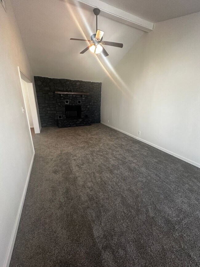 Foto del edificio - 4603 Cheyenne Rd