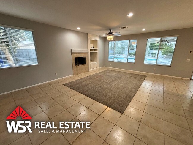 Foto del edificio - Stunning Orangecrest Rental – Pool, Yard, ...