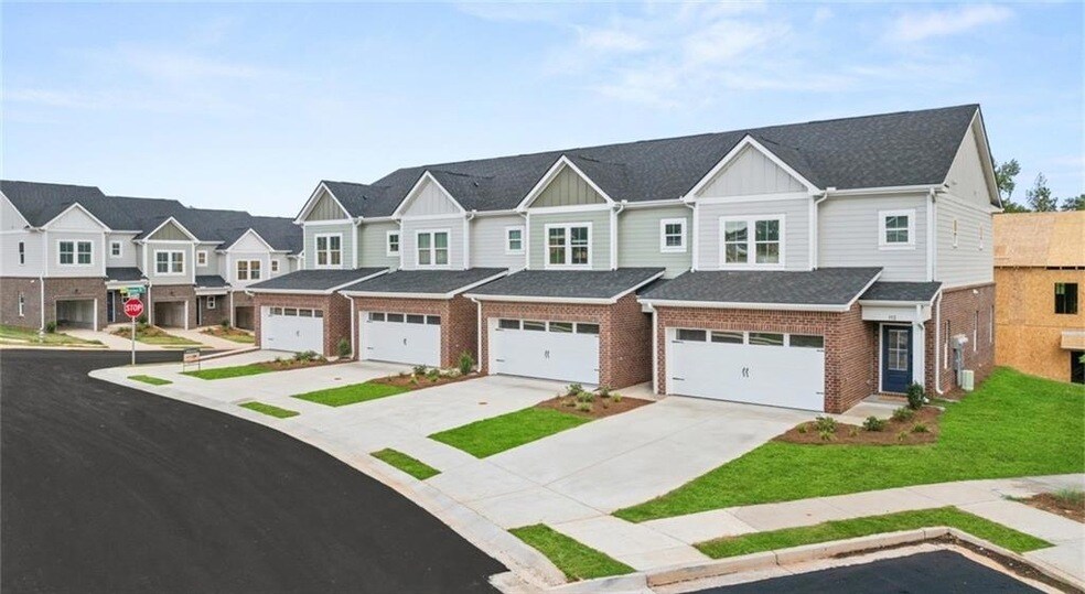 Foto principal - 1800 Jonesboro Rd