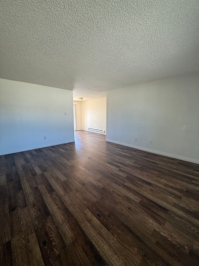 Foto del edificio - 141-143 E Home Ave