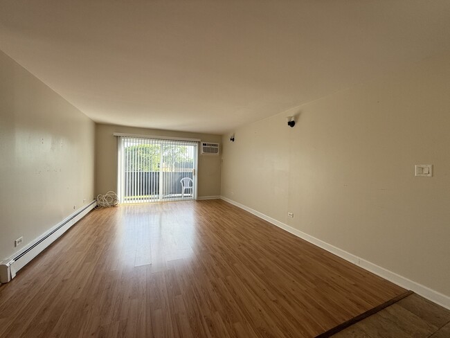 Building Photo - 9982 S 84th Terrace
