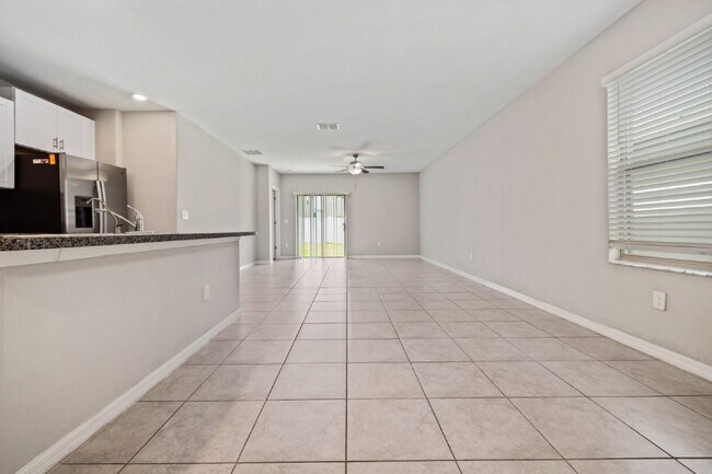 Foto del edificio - 7205 Ronnie Gardens Ct
