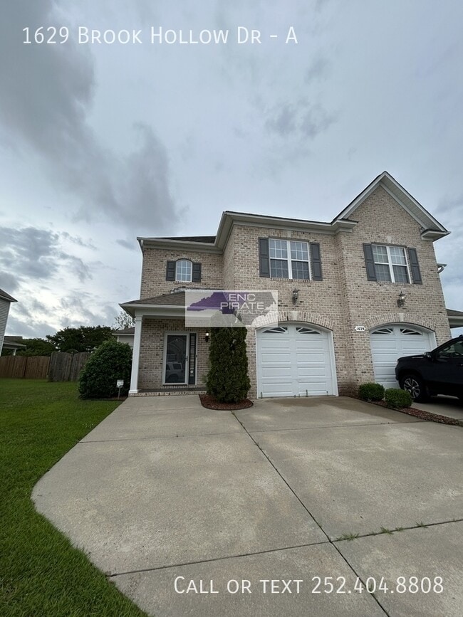 Photo - 1629 Brook Hollow Dr-A Townhome