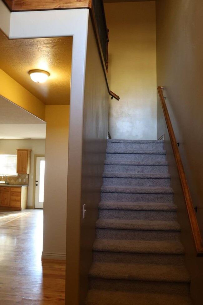 Foto del edificio - 3 bed 2.5 bath townhome in Salem