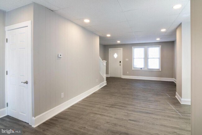 Foto del edificio - 614 Hunter St