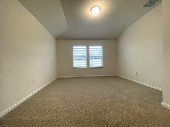 Building Photo - 4905 Stockton Ln