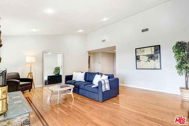 Building Photo - 24648 Eilat St