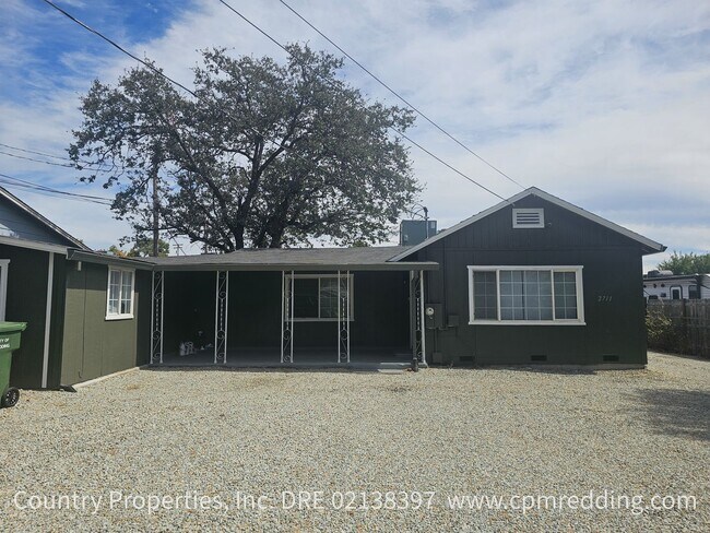 Foto del edificio - 2711 Reservoir Ln