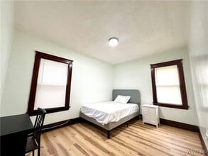 Building Photo - 1119 15th St