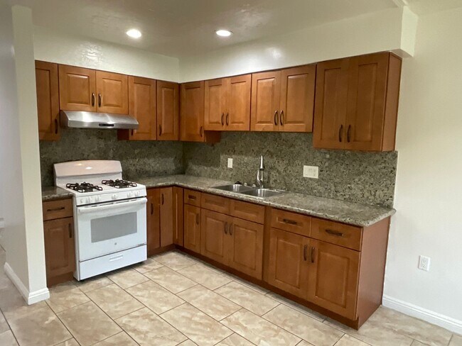 Foto del edificio - Fillmore8052