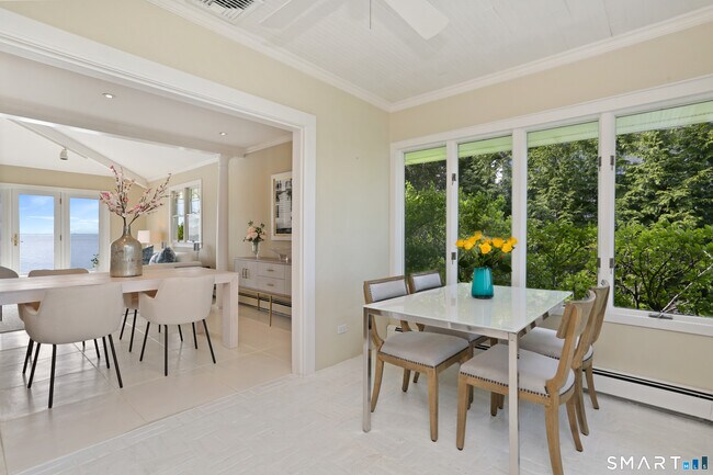 Foto del edificio - 34 Shorehaven Rd