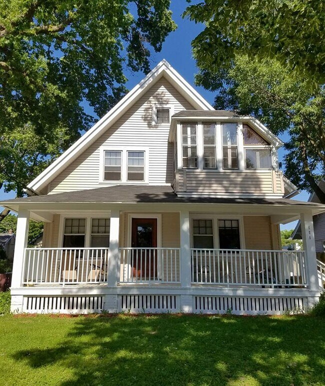 Building Photo - 606A N 51st St