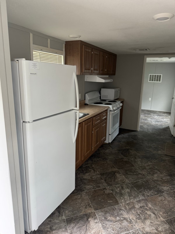 Building Photo - 3629 KY-1