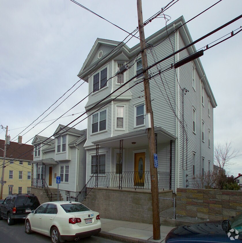 Foto del edificio - 568-578 Division St