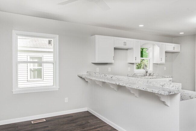 Building Photo - 4133 Churchman Ave