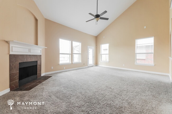 Building Photo - 304 Bluefinch Dr